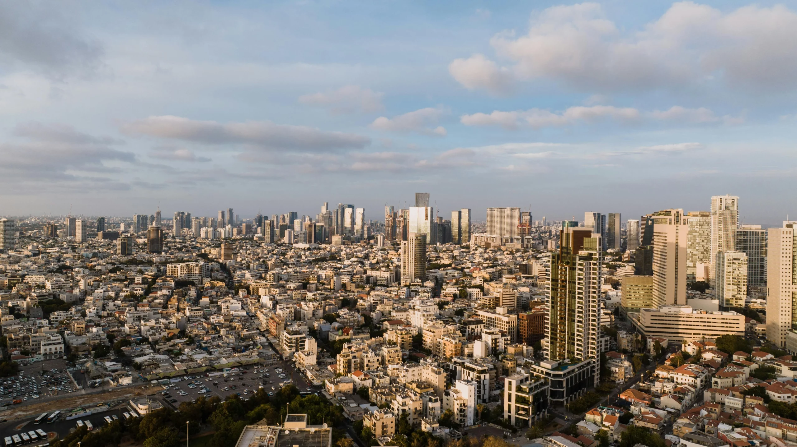 Aerial view of Tel Aviv Israel skyline representing the startup nation and world-leading VC investment per capita